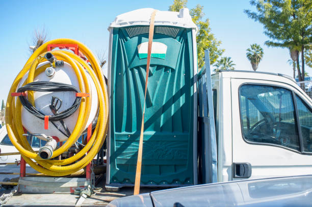 Portable Toilet Options We Offer in Lincoln Center, KS