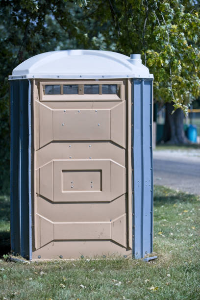 Best Local porta potty services  in Lincoln Center, KS